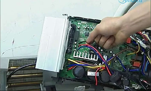 大足美的空调电话是多少